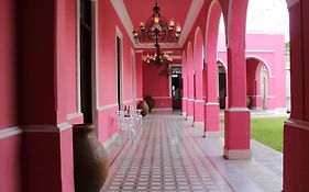 La Casa Rosa